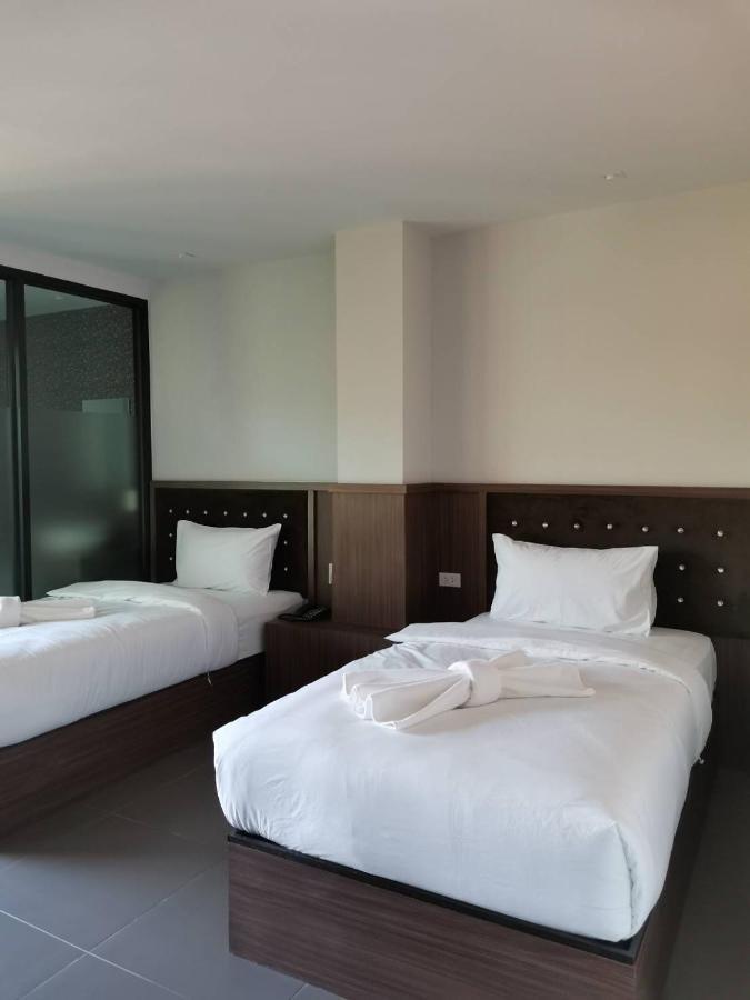 Yamin Seaview Hotel Phuket Exterior photo