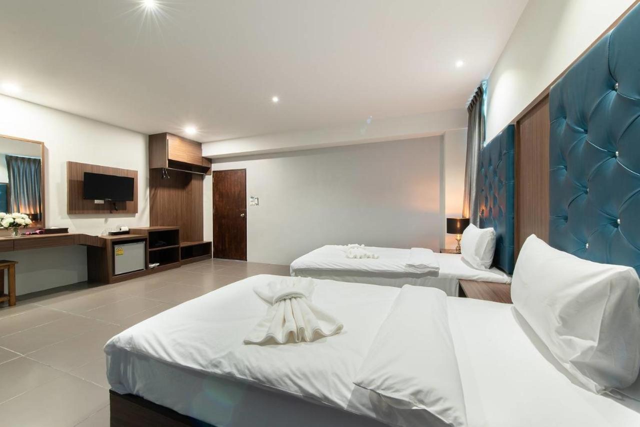 Yamin Seaview Hotel Phuket Exterior photo
